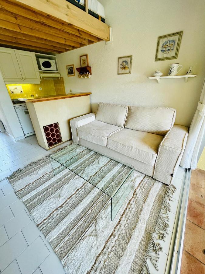 Bel Appartement Avec Mezzanine, Vue Mer Et Piscine Cogolin Exterior photo